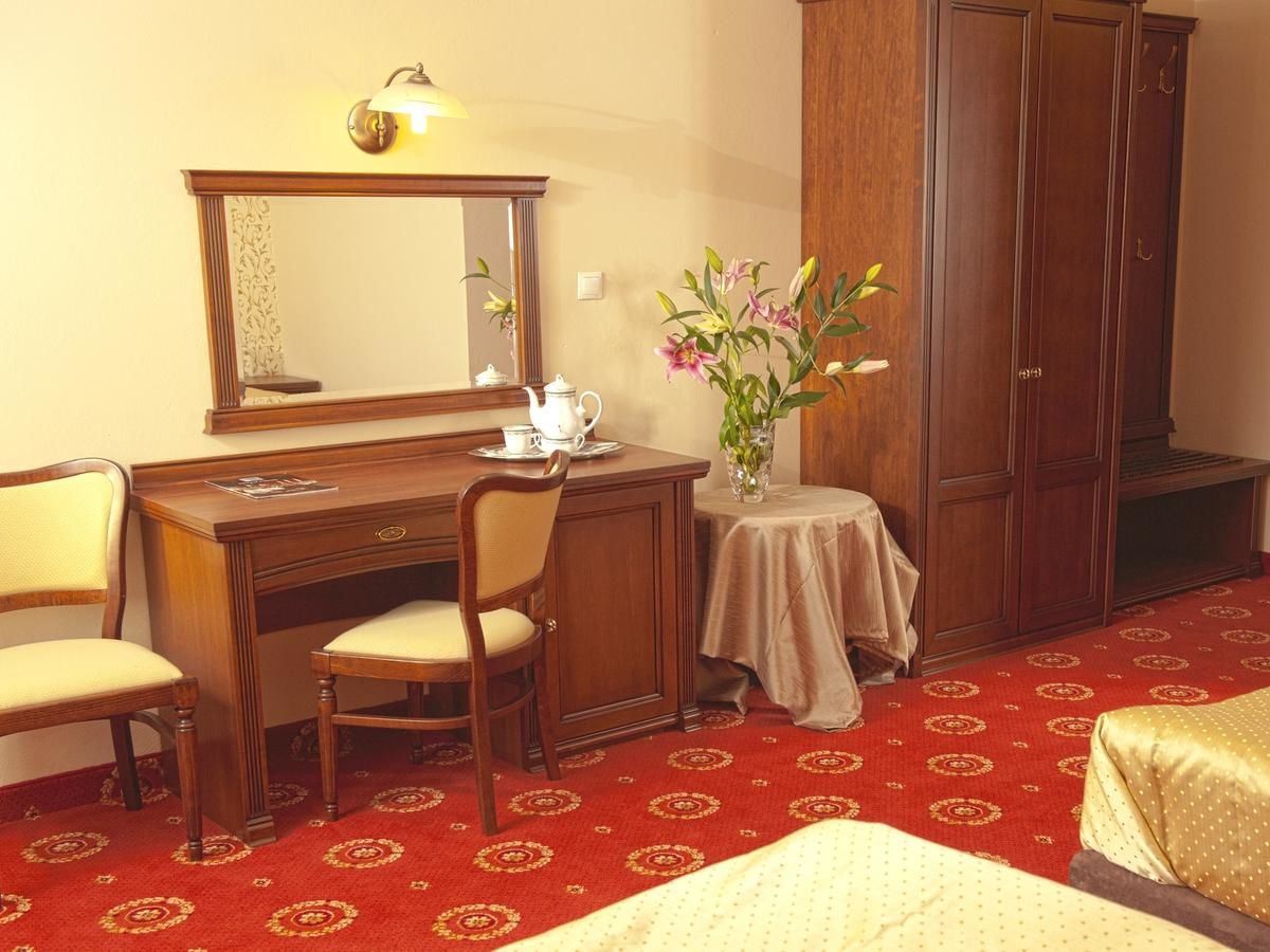 Отель Hotel Arkadia Royal Варшава-21